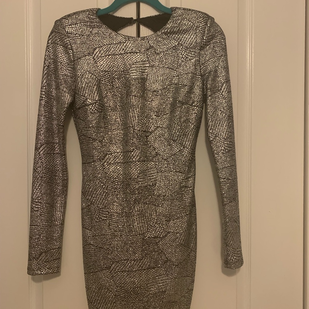 NEW bodycon dress with shoulder pads and open back